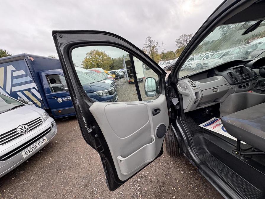 2013 Renault Trafic – Model: Trafic SL27 Sport DCI – DU63XUT