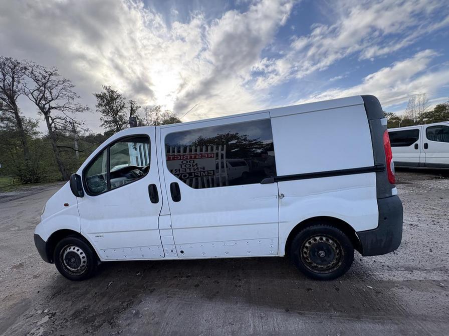 2013 Vauxhall Vivaro – Model: Vivaro 2700 CDTi 89 SWB – YJ62SNK