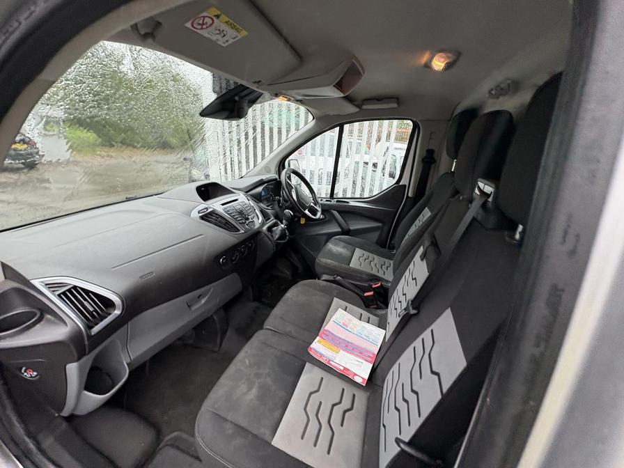 2017 Ford Transit Custom – Model: Transit Custom 290 Limited – WT17ACF