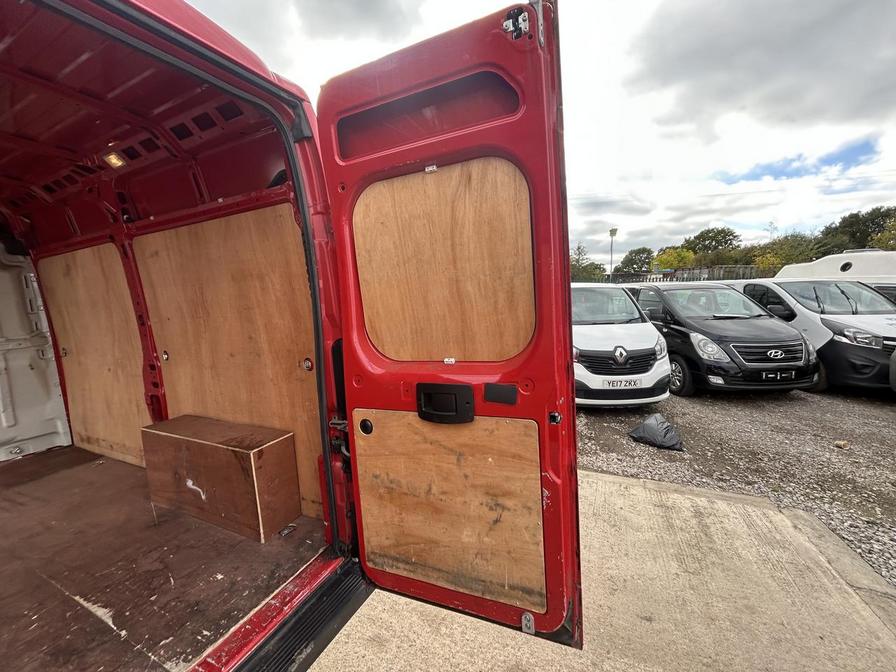 2020 Citroen Relay – Model: Relay 35 L2H2 Enterprise Blue HDi S/S – LC70OUB