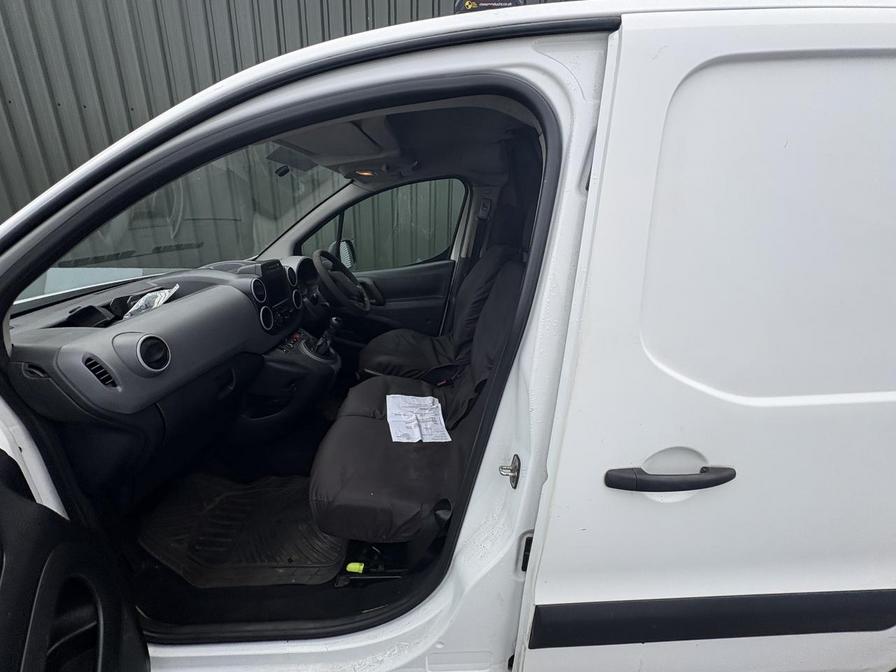 2018 Peugeot Partner – Model: Partner Professional L1 Blue HDi – KR68ETF