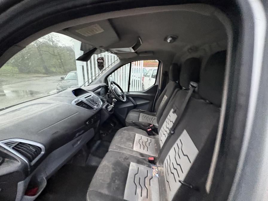 2014 Ford Transit Custom – Model: Transit Custom 270 Limited E-Tech – VE63PPZ