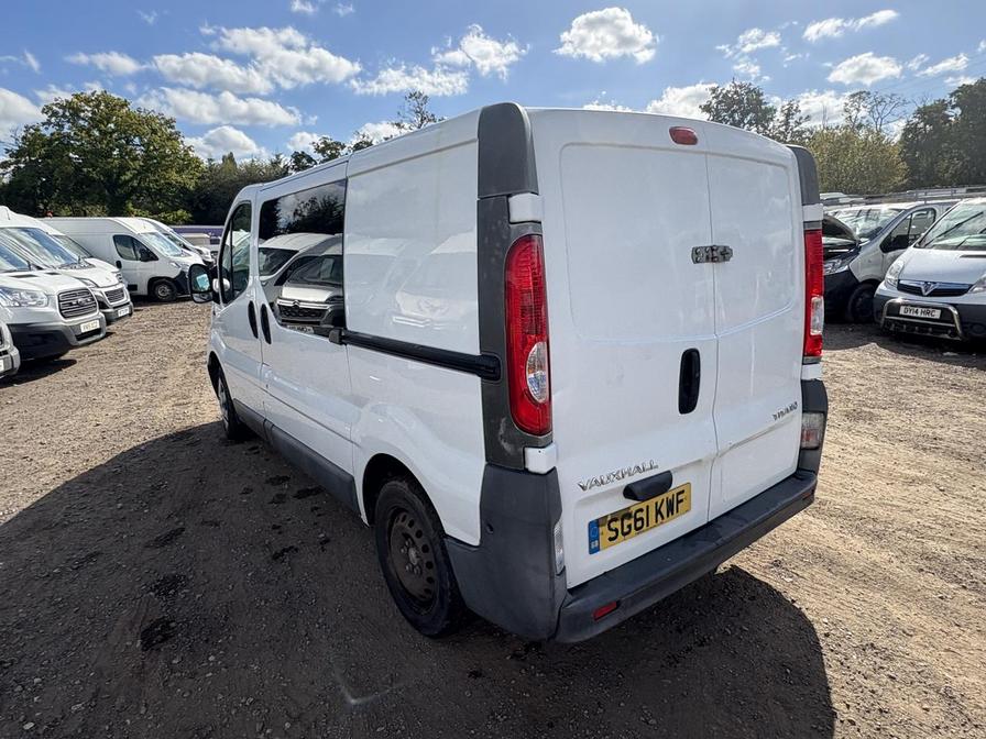 2011 Vauxhall Vivaro – Model: Vivaro 2700 CDTi 89 SWB – SG61KWF