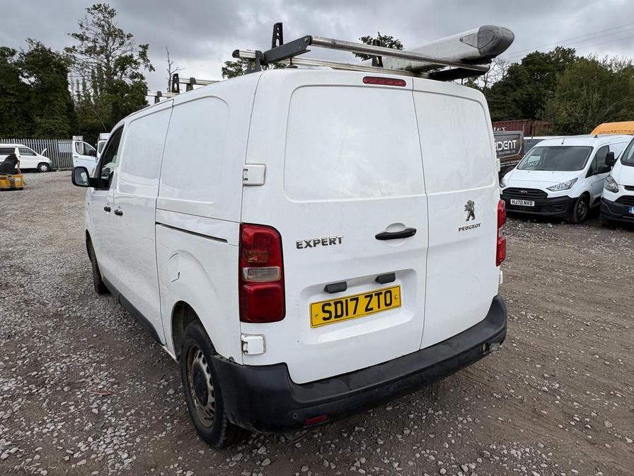 2017 Peugeot Expert – Model: Expert Professional Standard Blue HDi – SD17ZTO