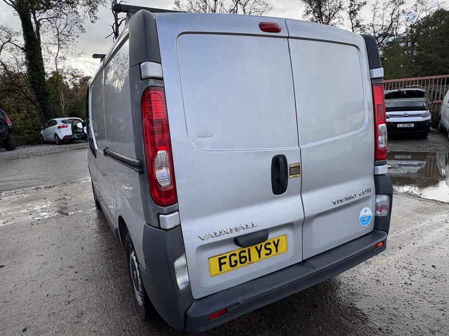 2011 Vauxhall Vivaro – Model: Vivaro 2700 CDTi 113 SWB – FG61YSY