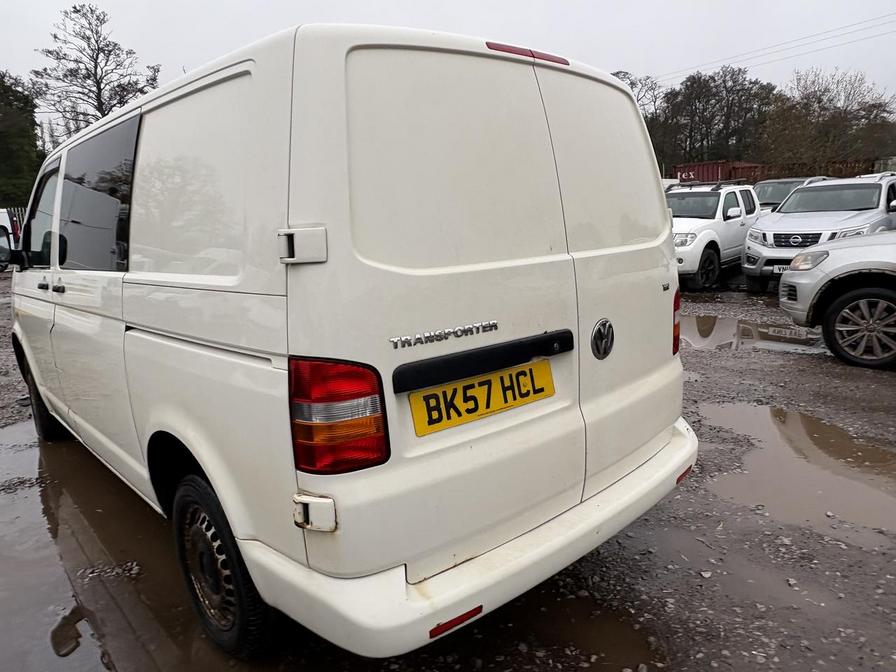 2007 Volkswagen Transporter – Model: Transporter T28 84 TDI SWB – BK57HCL