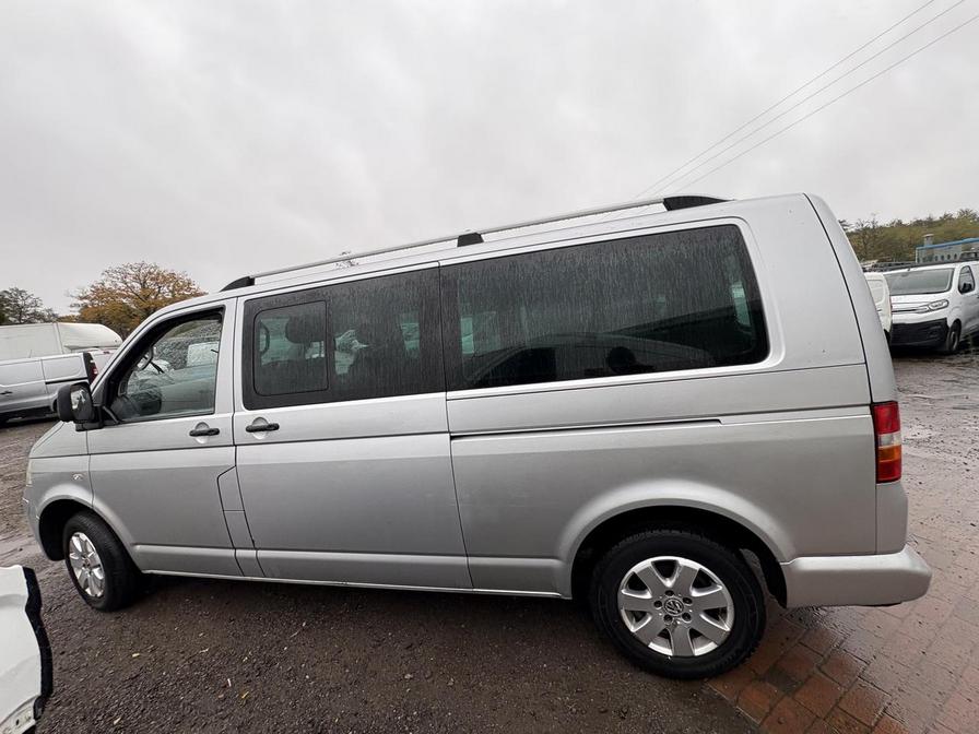 2009 Volkswagen Transporter – Model: Transporter Shuttle SE130 LWB Auto – RX58GXJ