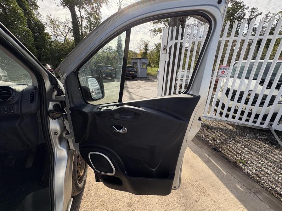 2018 Vauxhall Vivaro – Model: Vivaro 2700 Sport CDTi BT S/S – CA18JYZ