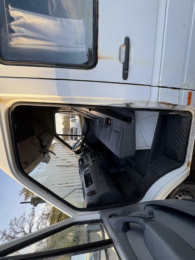 2001 Mercedes-Benz Sprinter – Model: Sprinter 311 CDI LWB – Y526URP