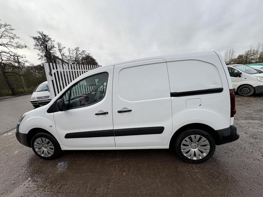 2018 Citroen Berlingo – Model: Berlingo 850 Enterprise Blue HDi – LD18DVC
