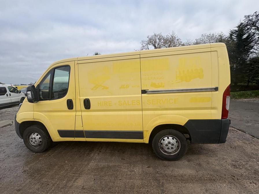 2017 Peugeot Boxer – Model: Boxer 333 L1H1 Blue HDi – FV67LYX