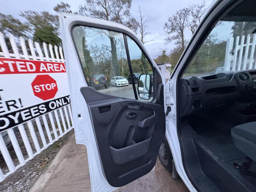 2019 Renault Master – Model: Master ML35 Business Energy dCi – MT69CKC