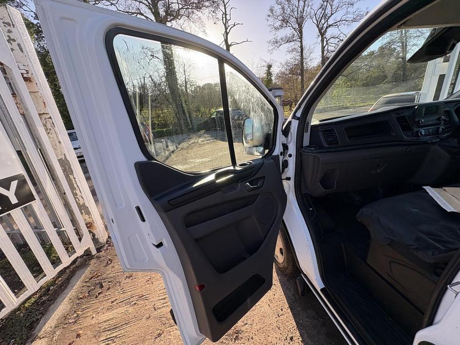 2018 Ford Transit Custom – Model: Transit Custom 280 Trend – YR68XFP