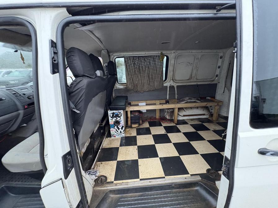 2007 Volkswagen Transporter – Model: Transporter T28 84 TDI SWB – BK57HCL