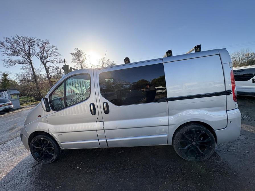 – Model:  – AC05DAW-DU61ZNF