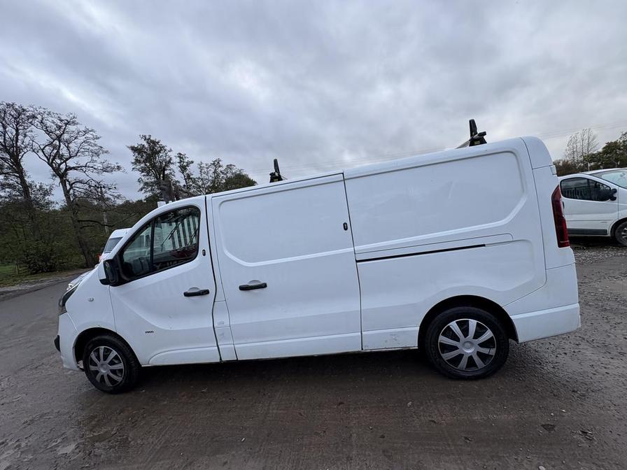 2017 Vauxhall Vivaro – Model: Vivaro  2900 Sportive CDTi – DN67TGE
