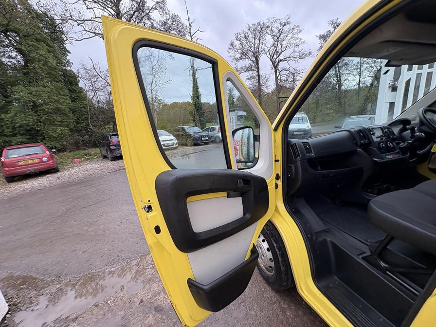 2019 Citroen Relay – Model: Relay 33 L1H1 Enterprise Blue HDi – FT19AWV