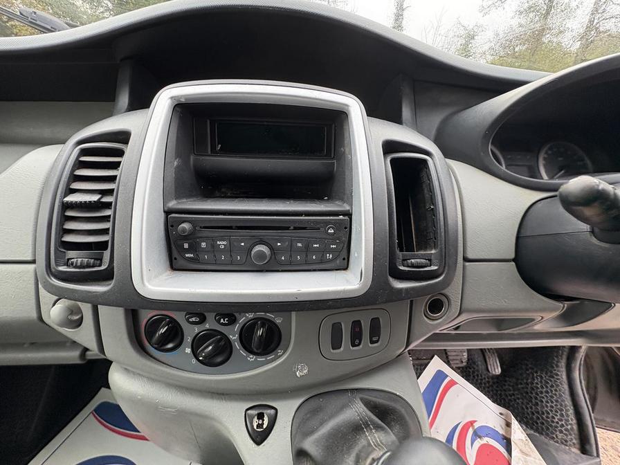 2013 Vauxhall Vivaro – Model: Vivaro 2900 Sportive CDTi LWB – DA63WZL