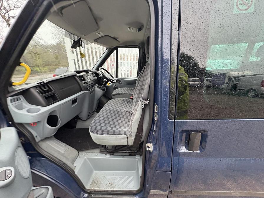 2010 Ford Transit – Model: Transit 140 T280 SWB Limited Touring – GY10XFF