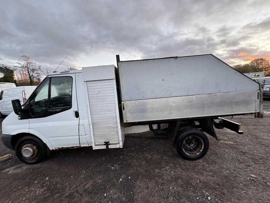 2008 Ford Transit – Model: Transit 115 T350 MWB RWD – CX58VVZ