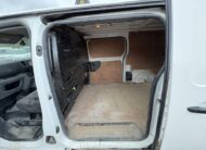 2017 Peugeot Expert – Model: Expert Professional Standard Blue HDi – SD17ZTO