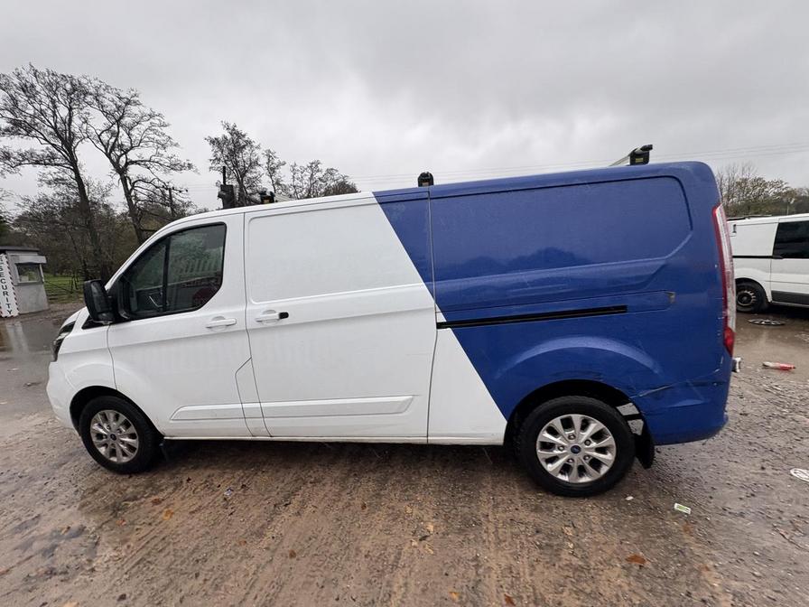 2022 Ford Transit Custom – Model: Transit Custom 300 Limited EcoBlue – YE22UPV