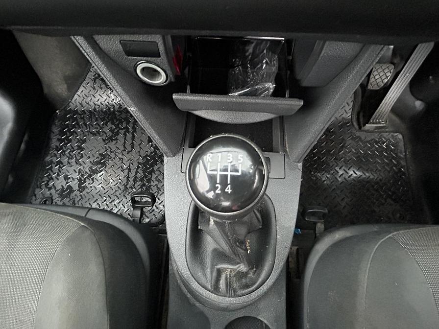 2014 Volkswagen Caddy – Model: Caddy C20 Startline TDI BlueMotion Technology – VN64KJV