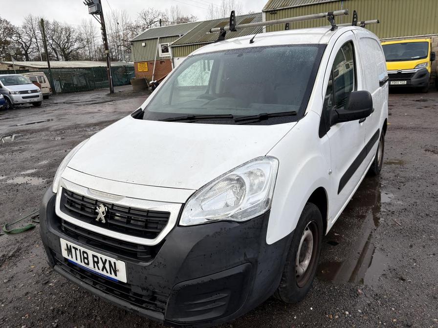 2018 Peugeot Partner – Model: Partner SE L1 Blue HDi – MT18RXN