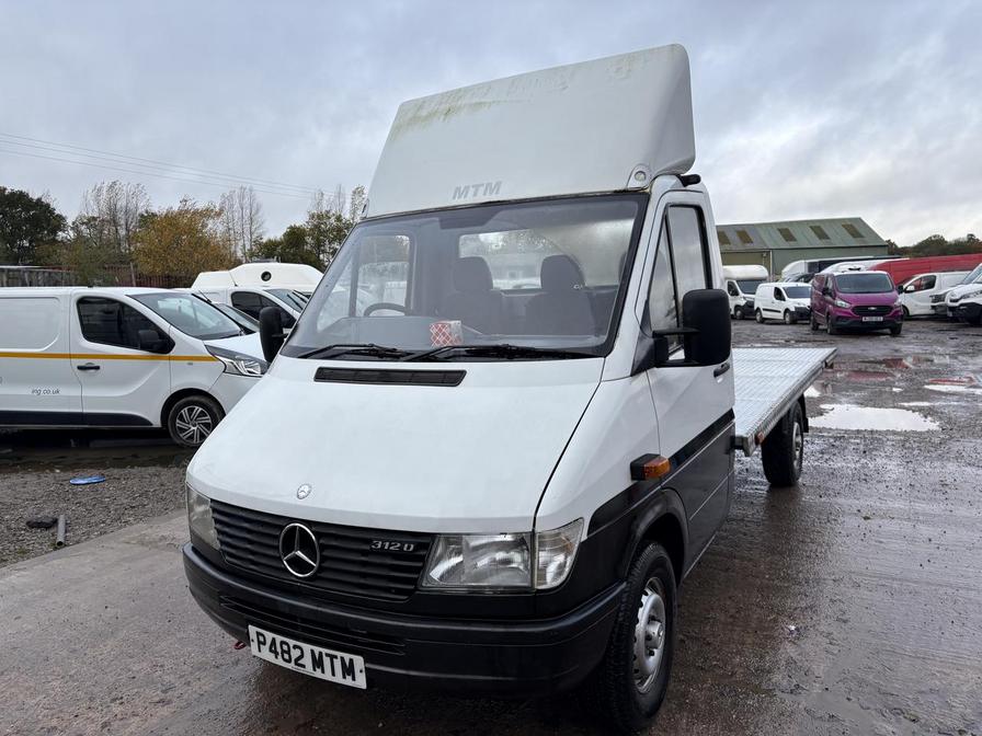1996 Mercedes-Benz Sprinter – Model: 308D LWB – P482MTM