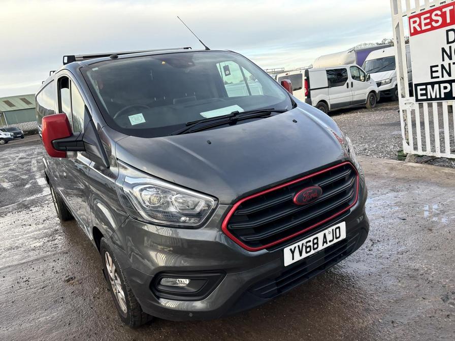 2018 Ford Transit Custom – Model: Transit Custom 300 Limited – P13HFE /YV68AJO