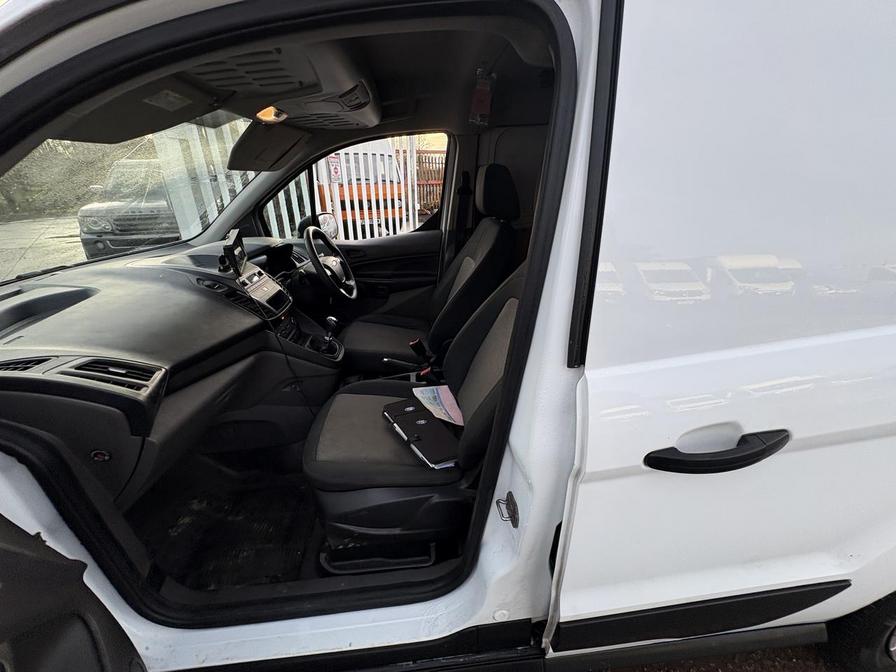 2019 Ford Transit Connect – Model: Transit Connect 220 Base TDCi – RJ19LXL