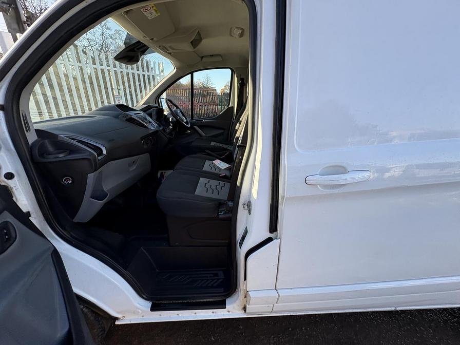 2017 Ford Transit Custom – Model: Transit Custom 310 Limited – RA66TYP