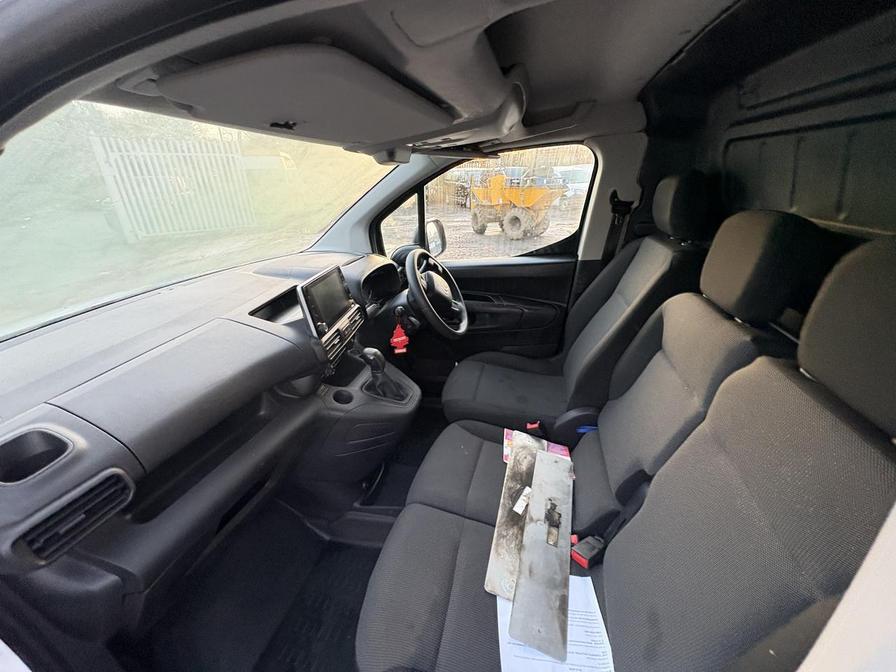 2020 Citroen Berlingo – Model: Berlingo 650 Enterprise Blue HDi S/S – V4JBK/LC70AHN