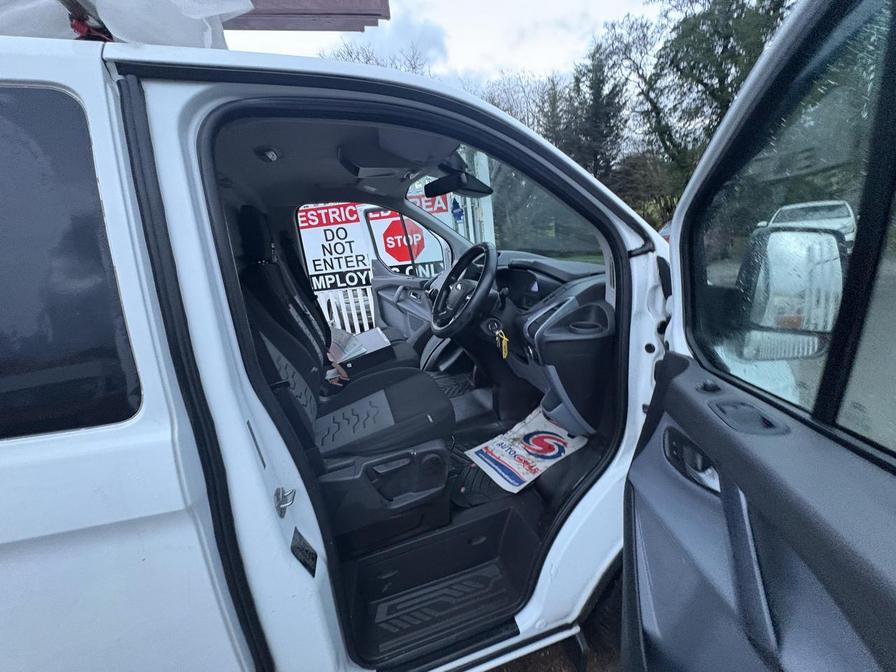 2015 Ford Transit Custom – Model: Transit Custom 290 Ltd E-Tech – GX15PZJ