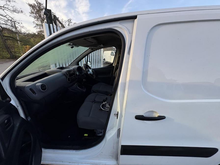 2017 Citroen Berlingo – Model: Berlingo 625 LX Blue HDi – PO17ZHK