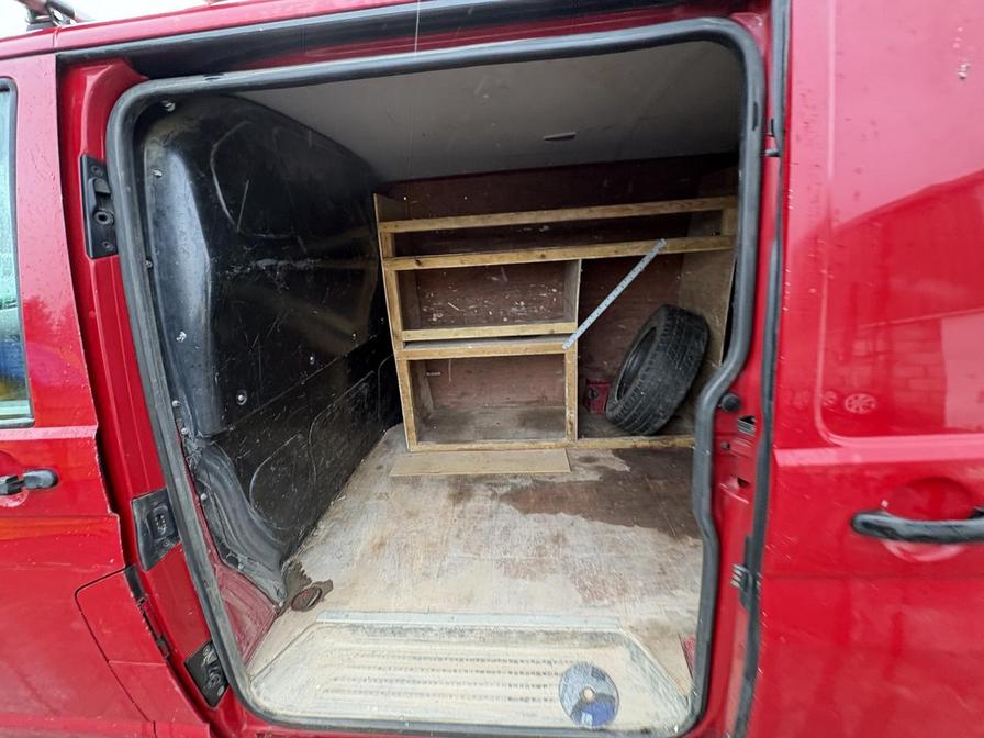 2015 Volkswagen Transporter – Model: Transporter T28 StartLine TDI – GY15GWU