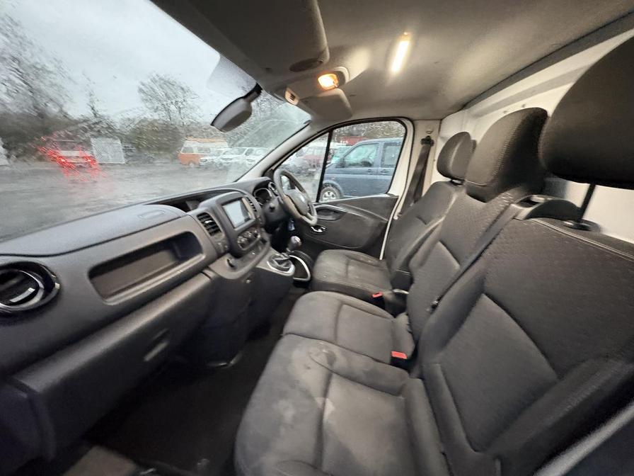 2018 Vauxhall Vivaro – Model: Vivaro  2900 Sportive CDTi – MV18BZM