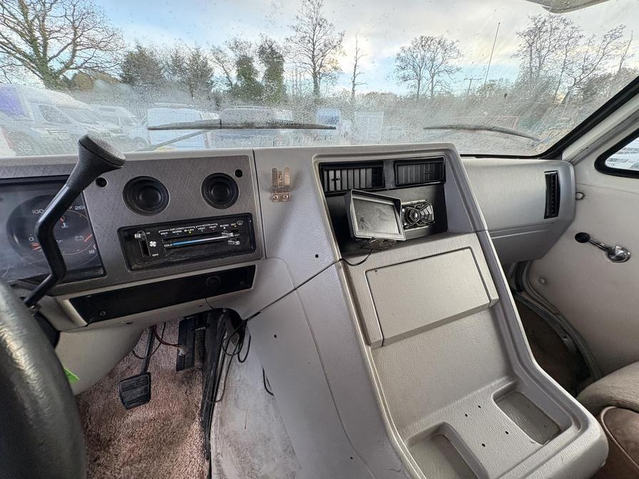 1992   – Model:  – J56GCL