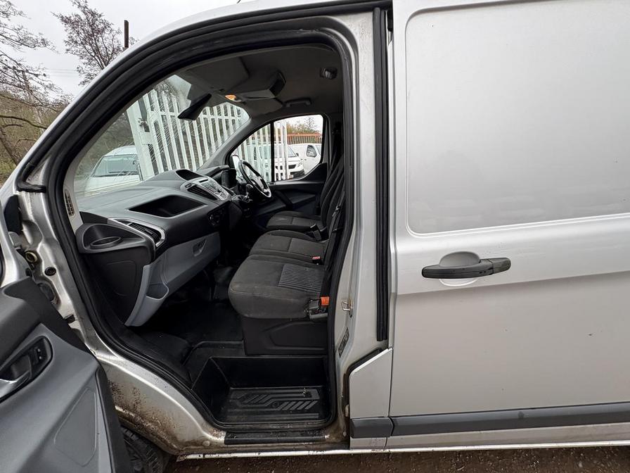 2014 Ford Transit Custom – Model: Transit Custom 270 Trend E-Tech – GX64UNN