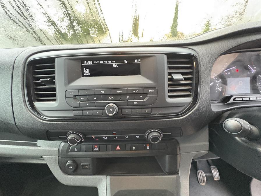 2020 Vauxhall Vivaro – Model: Vivaro 2700 Edition S/S – BD70FTU