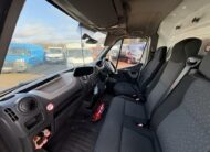 2015 Vauxhall Movano – Model: Movano F3500 L3H2 CDTi S/S – FL15LYY