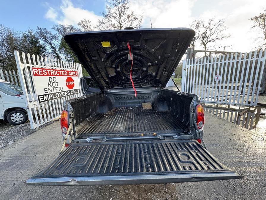 2015 Mitsubishi L200 – Model: L200 Challenger LWB Double Cab DI-D 4×4 – SL15CHX