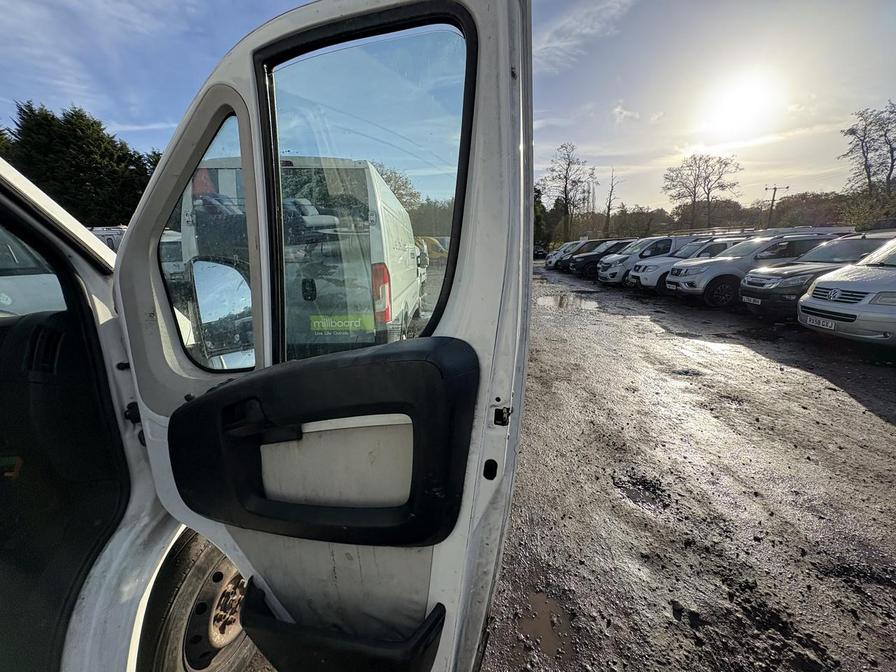 2017 Citroen Relay – Model: Relay 35 L3H2 Enterprise Blue HDi – MX67VGU