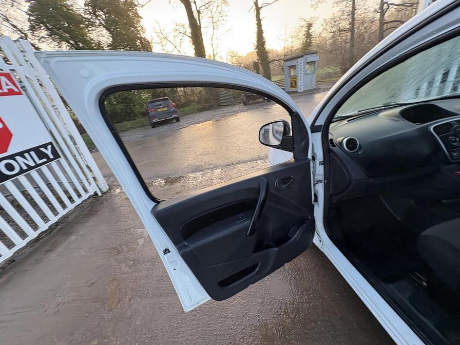 2020 Renault Kangoo – Model: Kangoo ML19 Business+ Energy dCi – YY20TFU