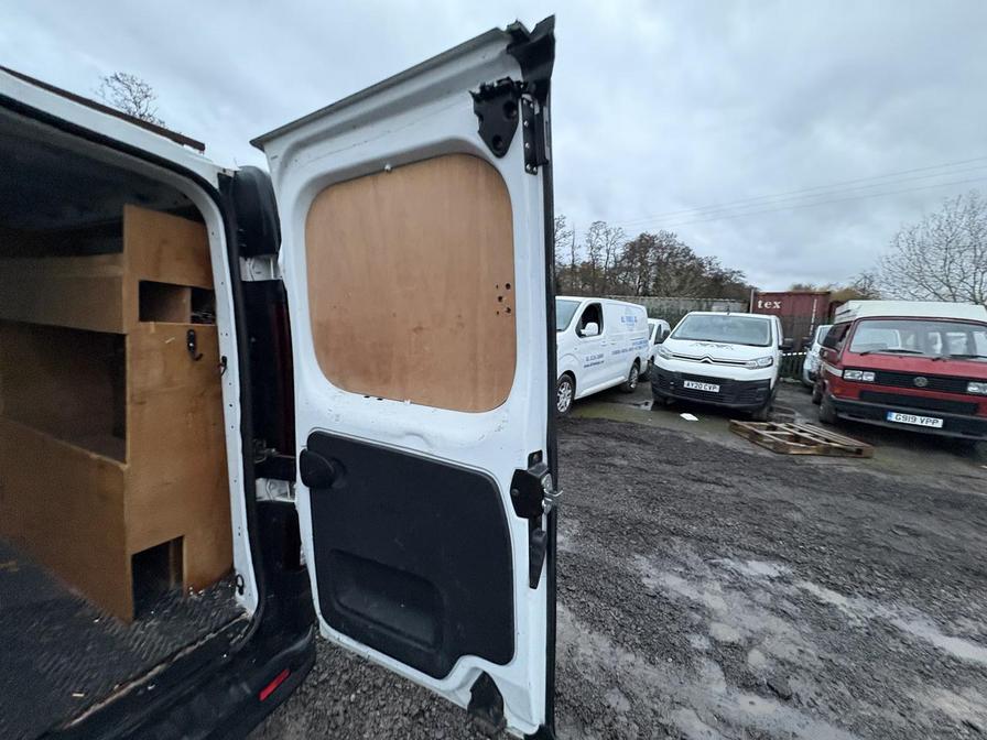 2016 Vauxhall Vivaro – Model: Vivaro  2700 CDTI – DN66LHA