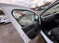 2018 Peugeot Partner – Model: Partner SE L1 Blue HDi – MT18RXN