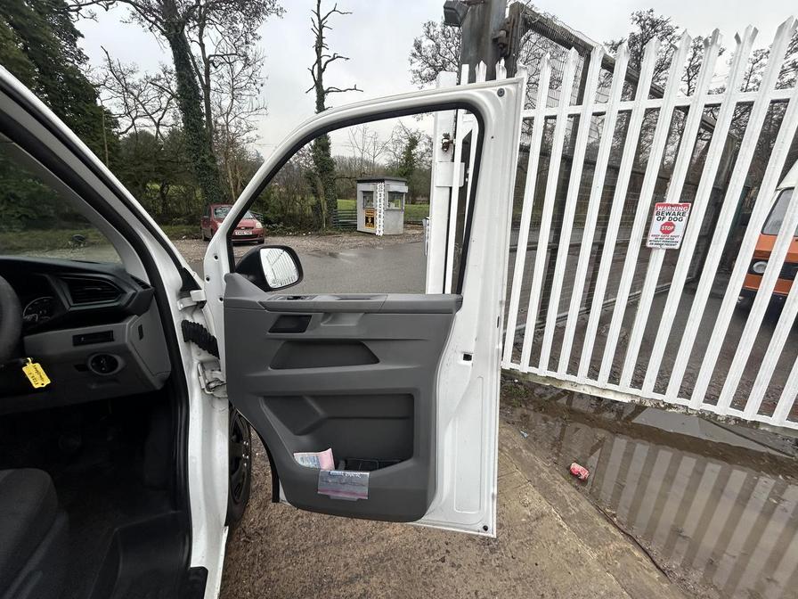 2022 Volkswagen Transporter – Model: Transporter T28 StartLine TDI – KS22EWH