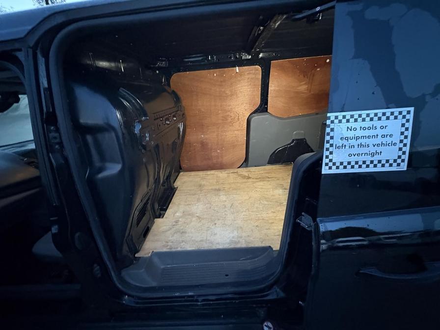 2020 Ford Transit Connect – Model: Transit Connect 240 Limited TDCi – RJ20SXF