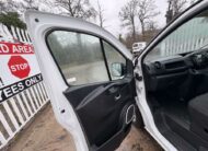 2018 Vauxhall Vivaro – Model: Vivaro  2900 Sportive CDTi – DY68XLU