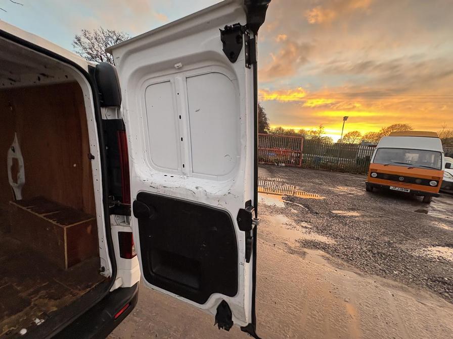 2018 Vauxhall Vivaro – Model: Vivaro  2900 Sportive CDTi – DL18UYP